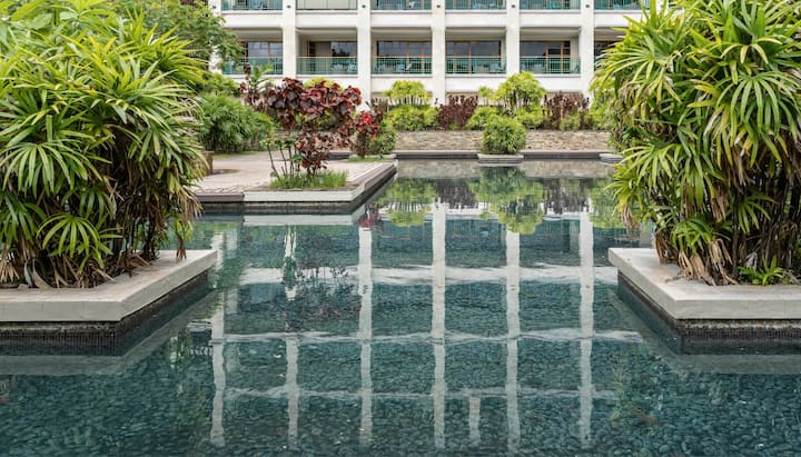 Pebble pool finishing services Fort Lauderdale